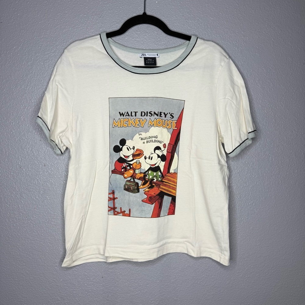 Zara Walt Disney Mickey Mouse Graphic Tee - Cream with Multicolor Print- XL
